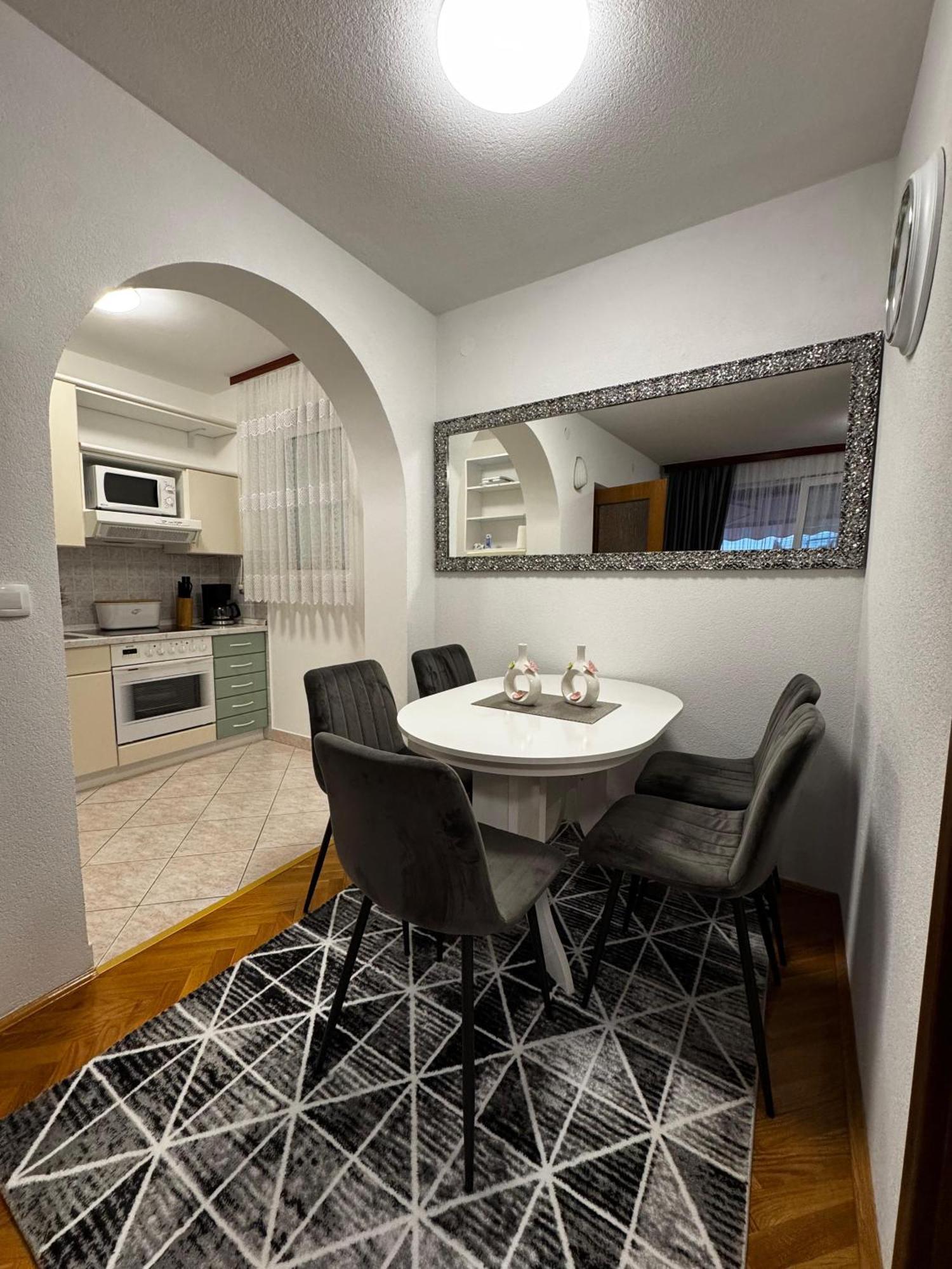 Senada Apartments เซลเซ ภายนอก รูปภาพ