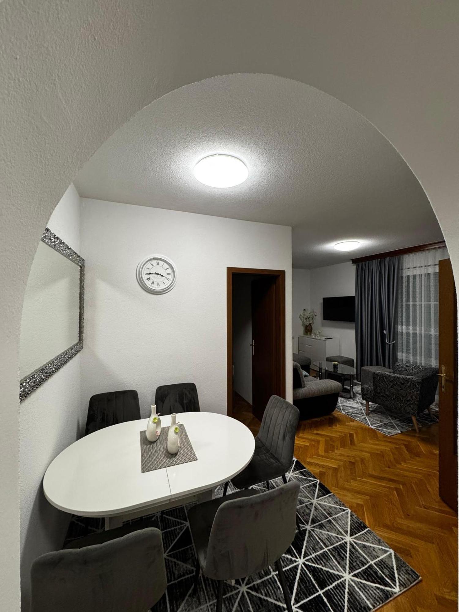 Senada Apartments เซลเซ ภายนอก รูปภาพ